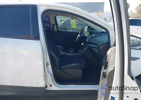 2015 Ford Escape S from USA, damaged, VIN 1FMCU0F7XFUC05540